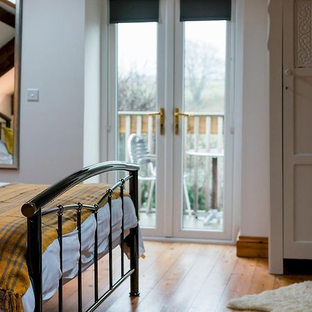 Pass The Keys Peaceful & Coastal 2 Bedroom Cottage Cardigan Exteriér fotografie