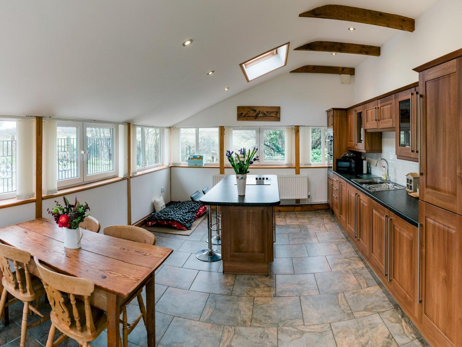 Pass The Keys Peaceful & Coastal 2 Bedroom Cottage Cardigan Exteriér fotografie